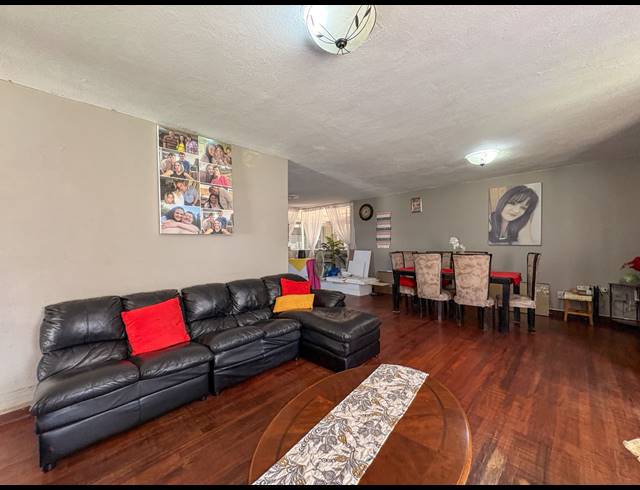 5 BEDROOM HOUSE FOR SALE IN BRAKPAN CENTRAL
